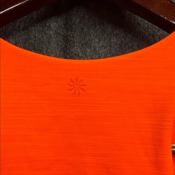 Athleta Bright Orange Crop Top - Picture 4 of 6